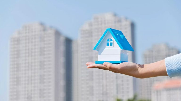 Stress-Free Selling: How a Cash Offer Makes Selling Your Home Easier